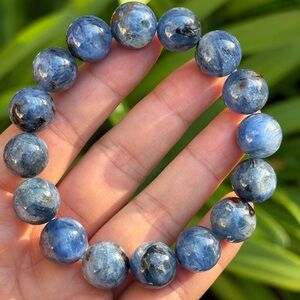 13.5mm‎ stretchable chunky blue kyanite bracelet 0740